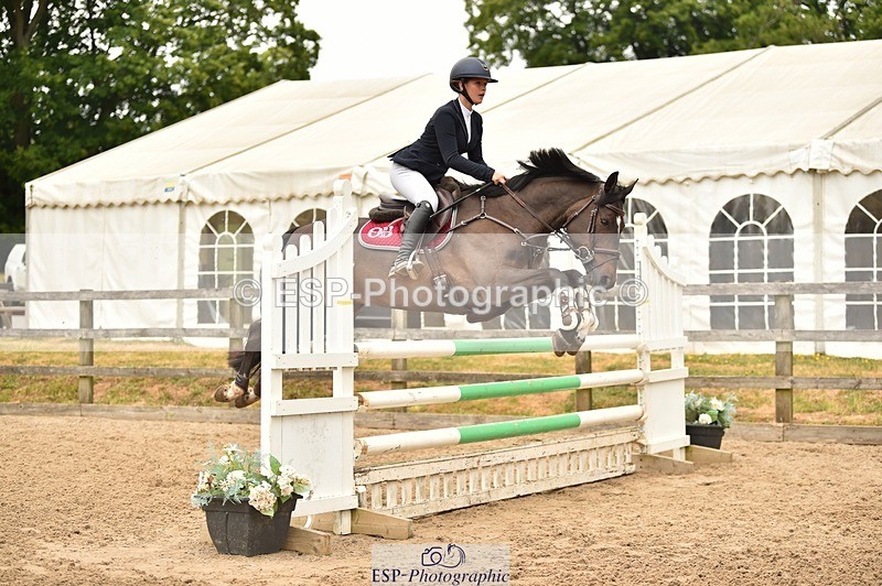 230618-135016-12804 - Cls 25 Pony Foxhunter & 1.10m Open