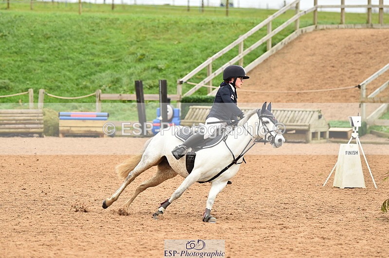 231118A-141514-03533 - Cls 27 Springboard 128cm & 138cm