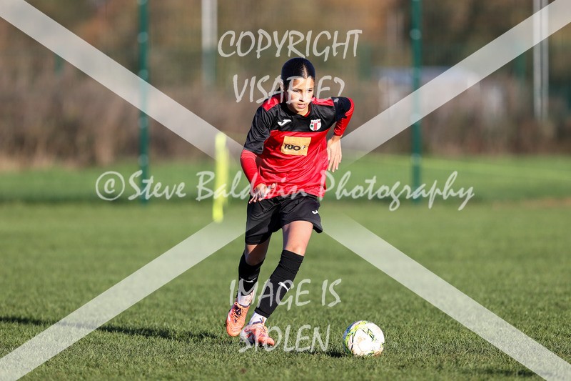 1DX31422 - 2025-11-23 FC Abbey Meads U13 Purple V Highworth Town Junior FC U13 T