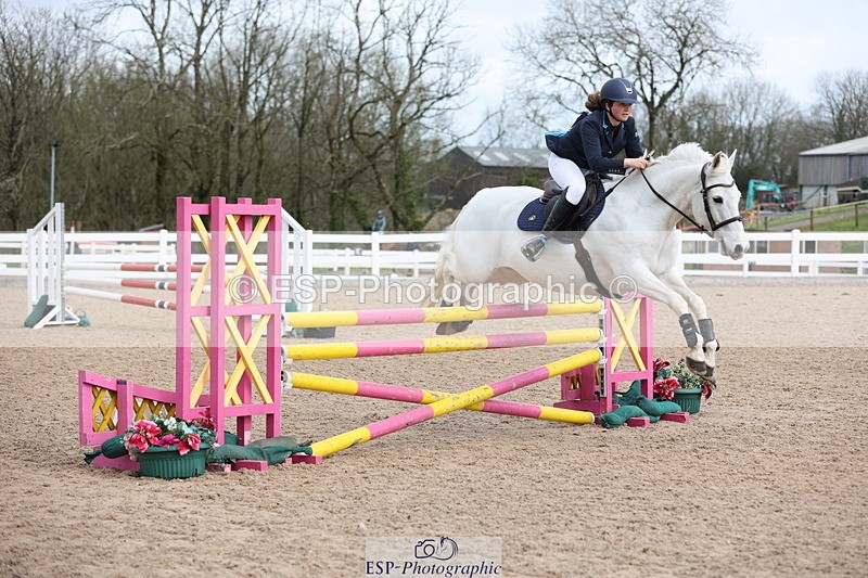 240406A-112008-03019 - Cls 20 British Novice and 90cm Open