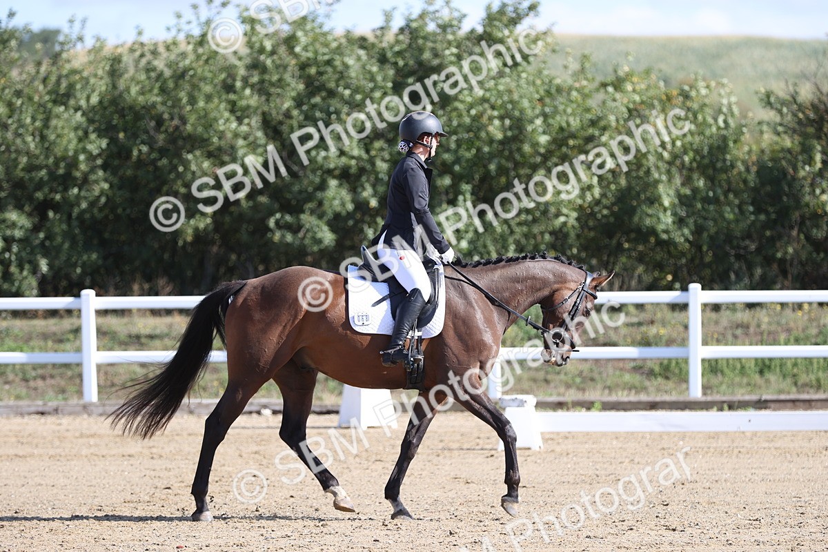 SBM_001130 - Class 2 - Intro 4 Champs - 9.44-10.38