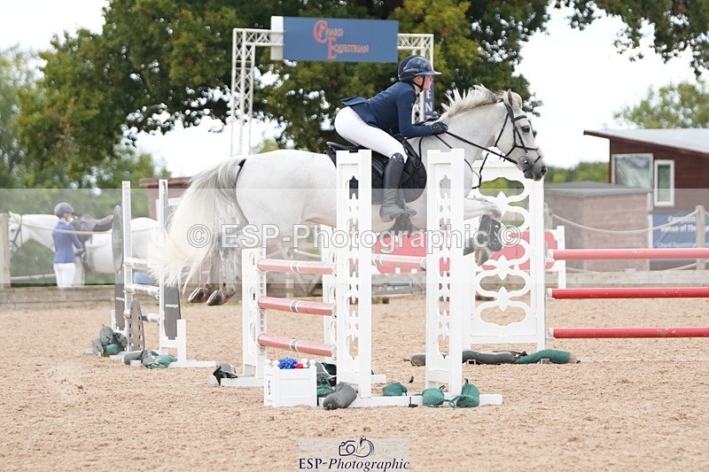250921-123417-02956 - Cls 9 Pony Foxhunter and 1.10m