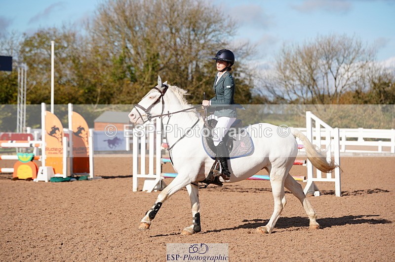 241027A-115314-02629 - SUN Cls 6 Pony Newcomers and 1m Open