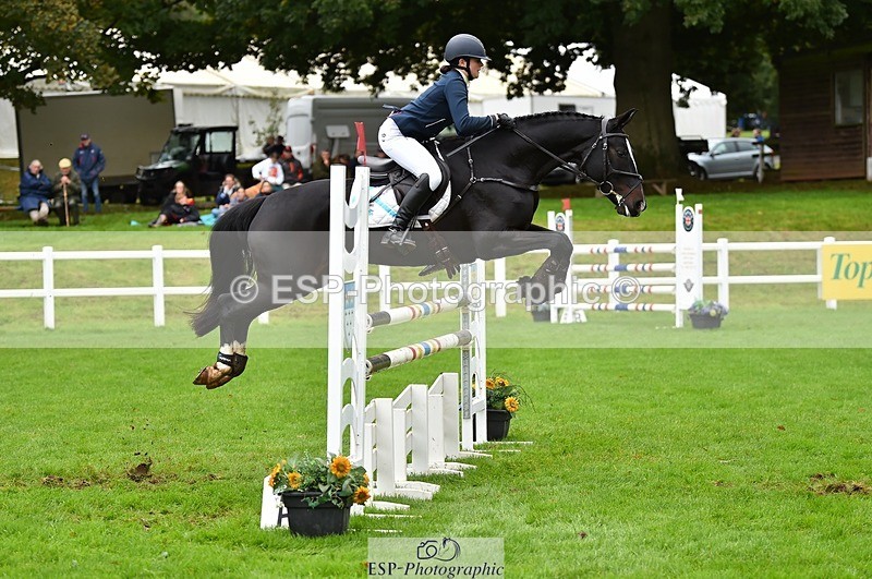 231021-121316-16443 - 054-PORSCHE-Coco.Lanni-SJ