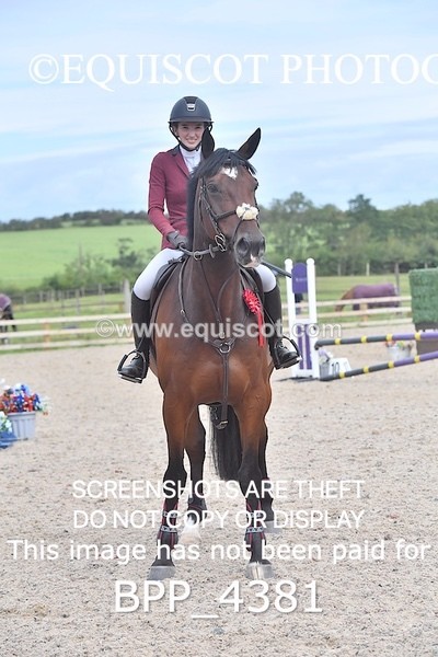 BPP_4381 - CLASS 12 SUN Senior British Novice/ 90cm Open