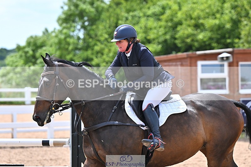 240619A-133734-00299 - Cls 3 Snr 1.05m Open