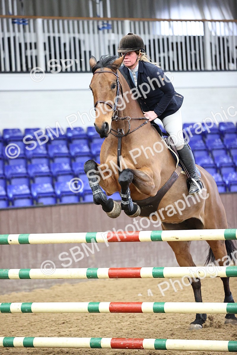 SBM_005895 - Class 16 - Senior Newcomers - 1.10m Open