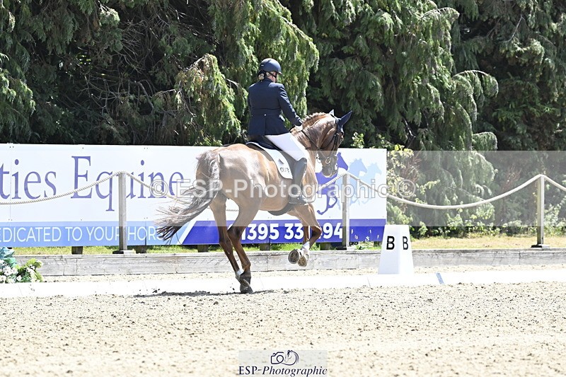 250810A-133526-06698 - 021-Caroline.HuntFancy.That.II