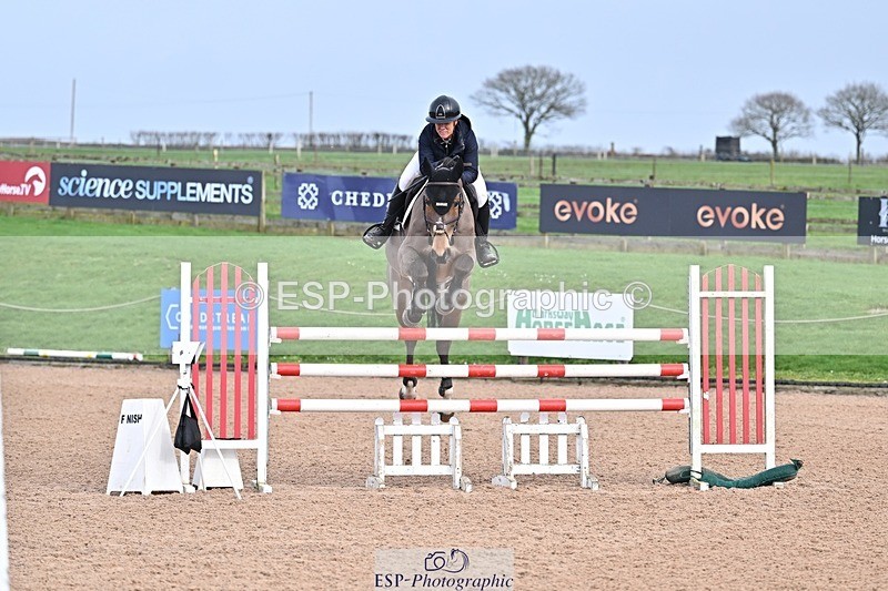 260211-131025-00499 - Cls 5 Foxhunter and 1.20m