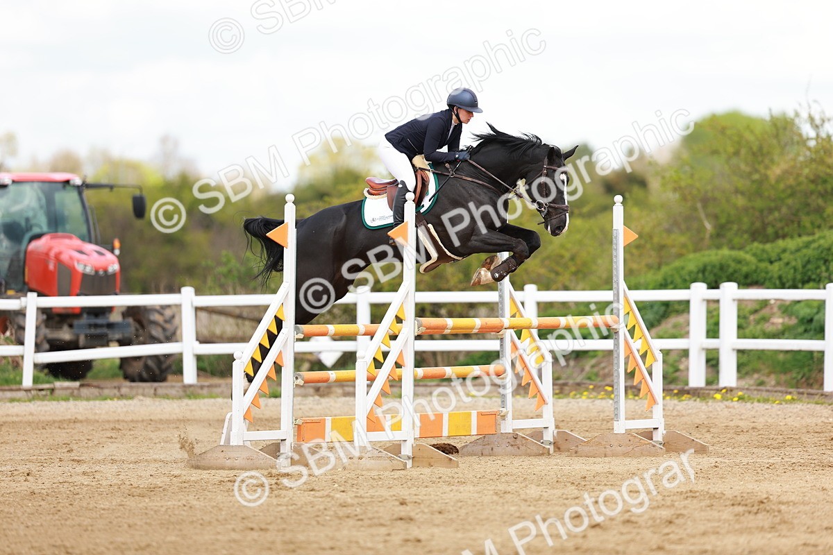 SBM_002312 - Class 4 - Senior Newcomers - 1.10m