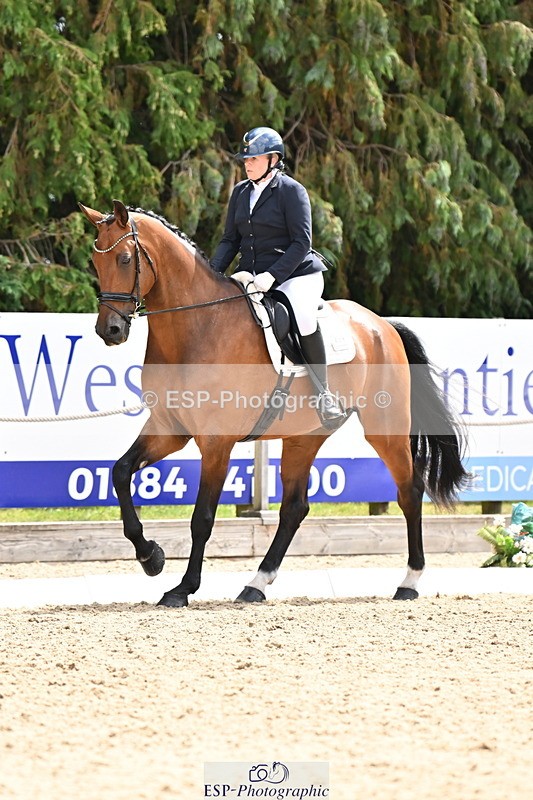 250808A-154541-01397 - 006-Katherine.CarneCalcourt.Romancier