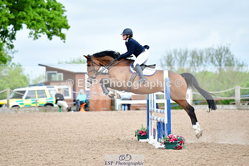 240523A-095939-00140 - Cls 9 British Novice and 90cm Open