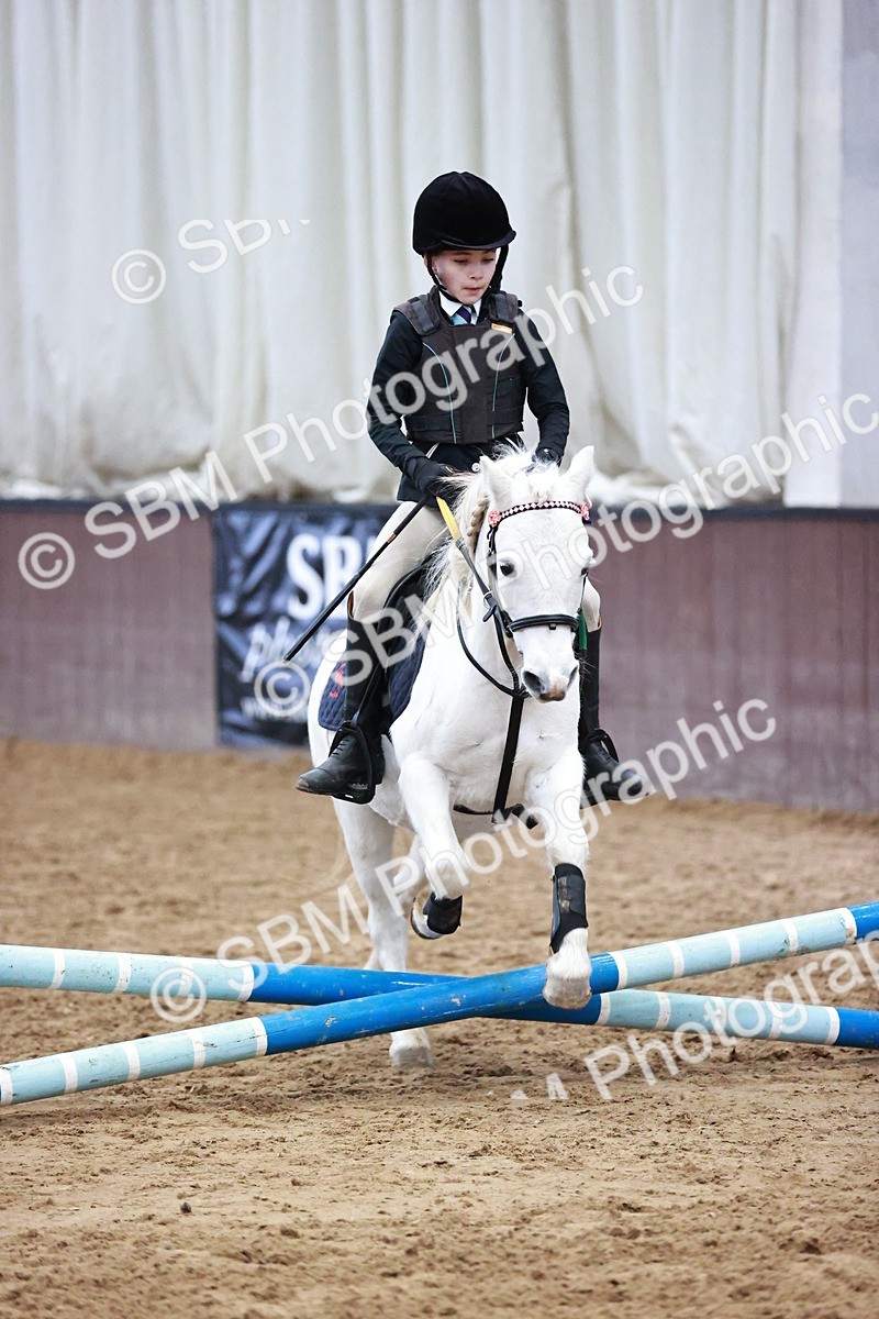SBM_000245 - Class 1 - Cross Pole Jumping 30cm 40cm