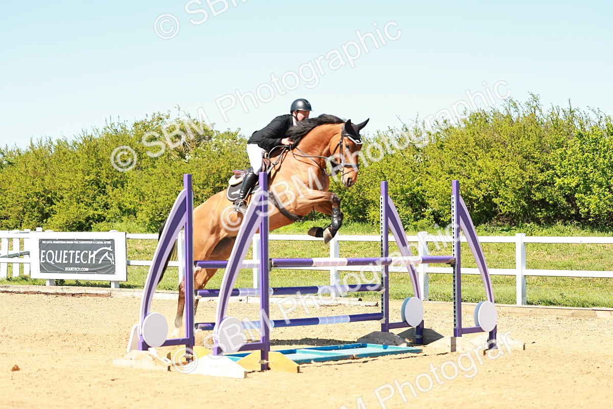 SBM_001475 - Class 4 - Senior Newcomers 1.10m