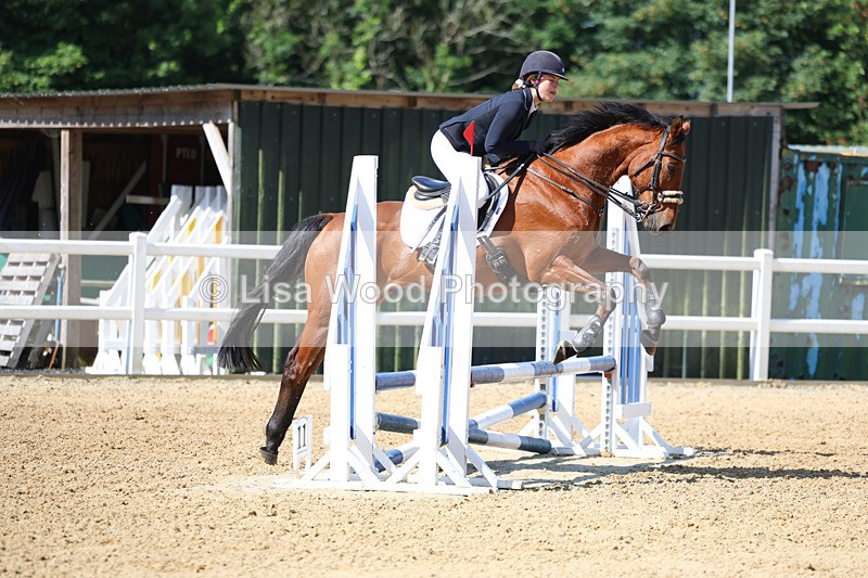 3E7A2585 - Class 2: 70cm Juniors and Seniors