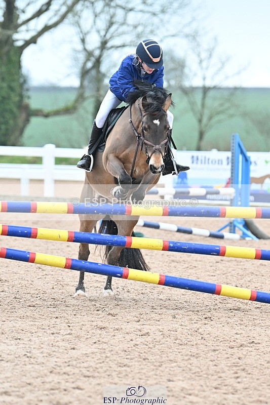 240128A-111939-00496 - Cls 3 Pony Discovery and 90cm Open