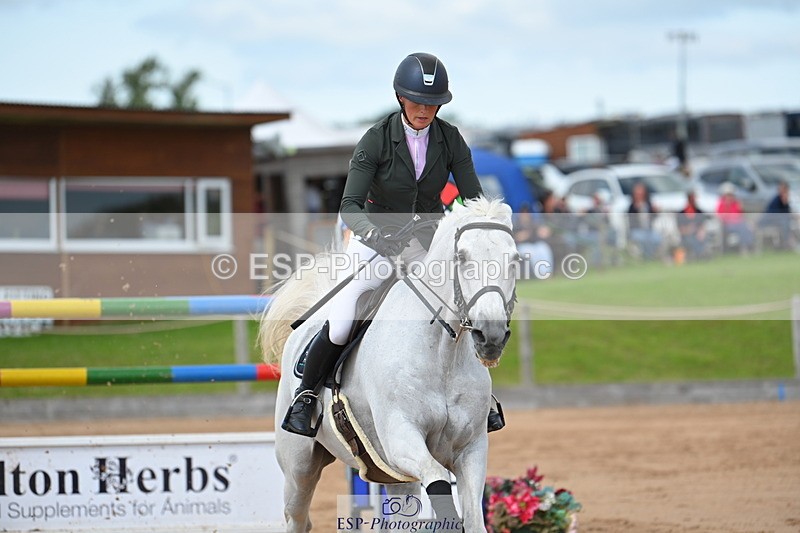 230721A-155319-07478 - Cls 10, 2 Star Big 1.45m Start to break