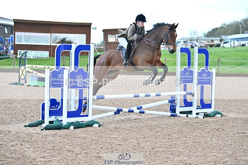 231029A-101028-02632 - 70cm Club and Schools