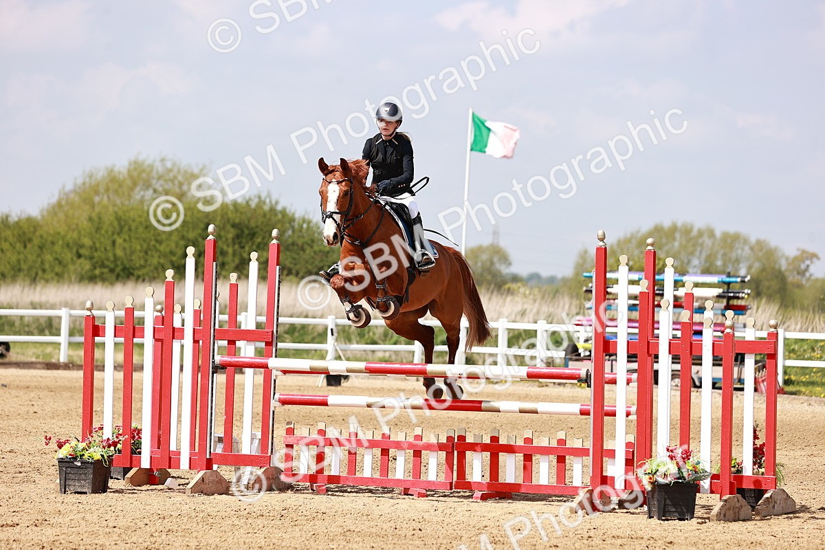  - Class 24 - Senior Newcomers - 1.10m