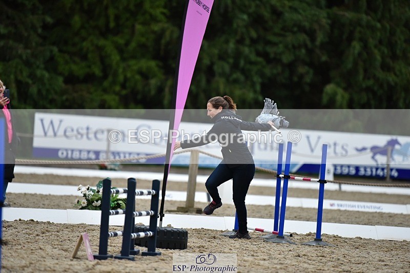 240523-202208-06814 - Hobby Horse Comp