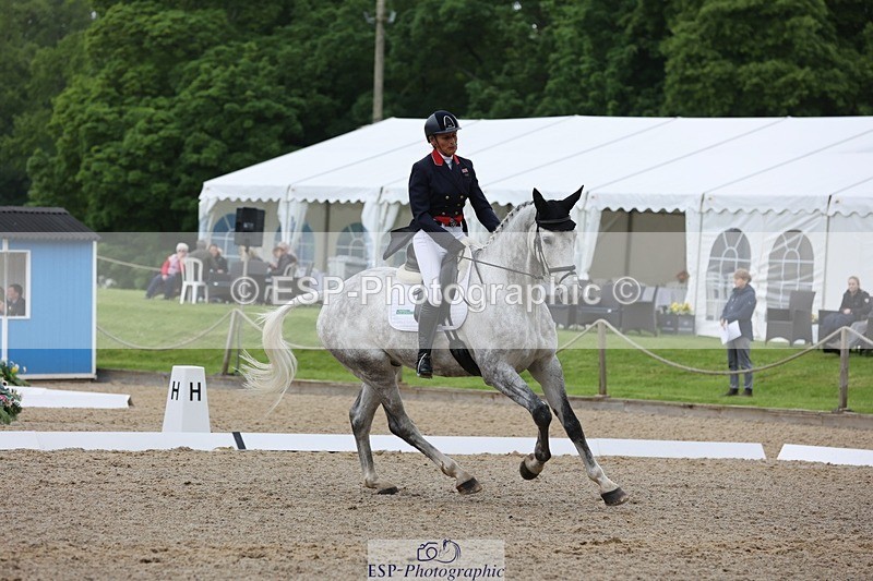 240523-094139-03188 - 208-KING_LOUIS-Mary_King