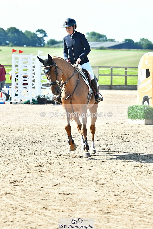 230720A-100257-01882 - Cls 1, 2 Star Small 1.30m