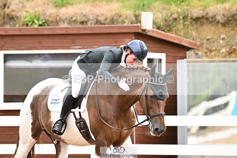 240817A-110524-07287 - 132-Nicky.Turriff-Witchcombe.Music.Man
