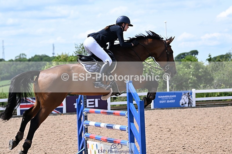 240619A-142248-00563 - Cls 4 Snr Newcomers and 1.10m Open