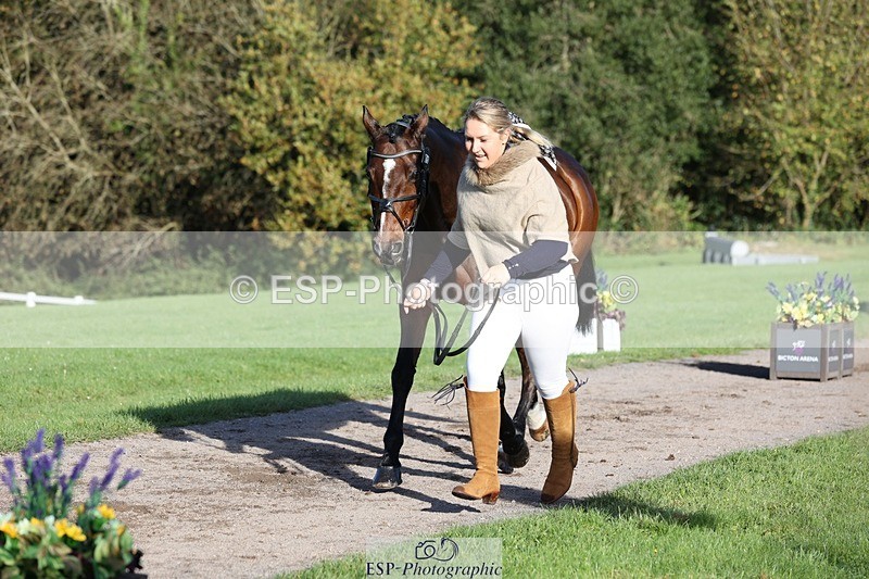 241027-093445-15365 - 402-Ella.Matravers-BALLYMITTY.MAC