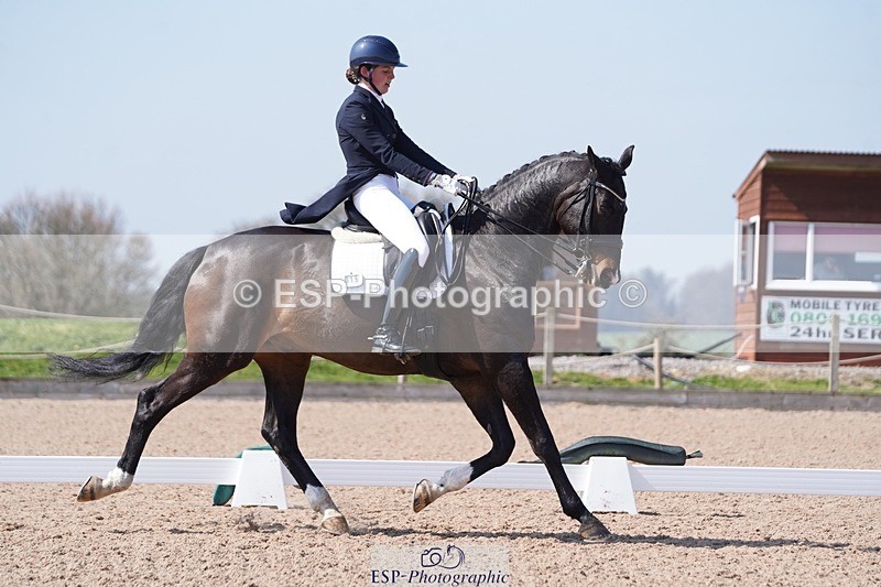 250404-130034-06048 - 015-Daisy.Hills-Midtgaards.Gijon