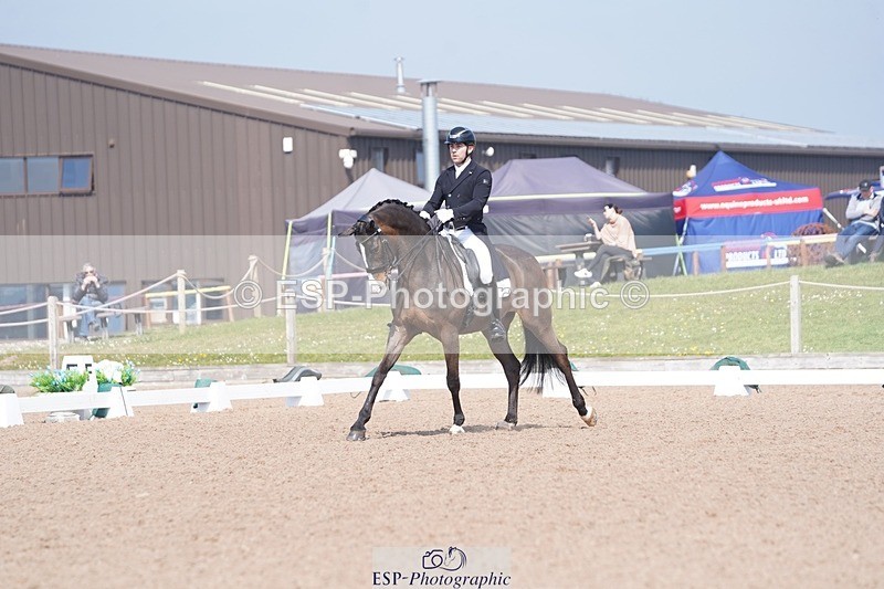 250404-121102-05600 - 032-Darren.Hicks-Sir.Robinson