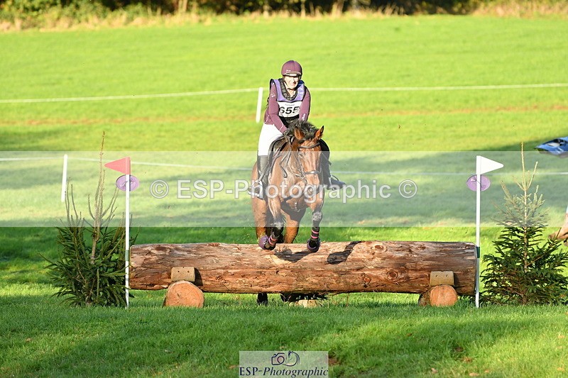 251025A-164909-22265 - H-655-Sarah.Sharp