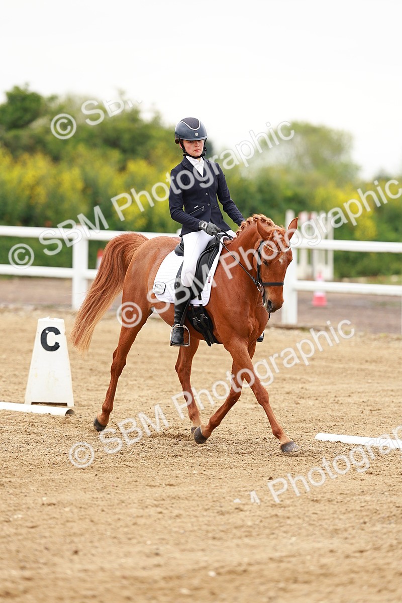 SBM_005218 - Class 16 - Novice 6