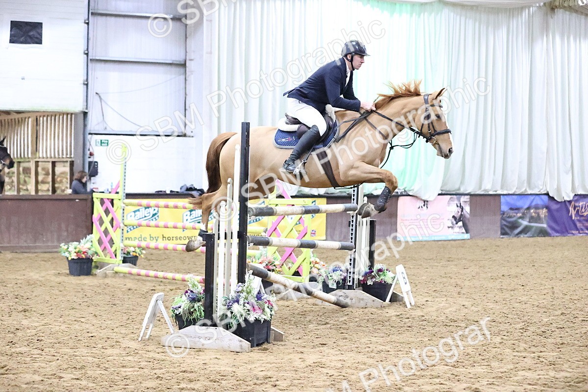 SBM_002262 - Class 11 - Senior Foxhunter - 1.20m