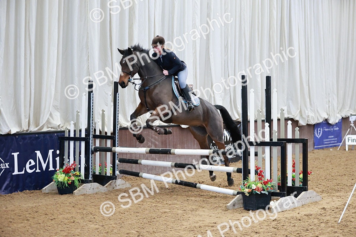SBM_003001 - Class 9 - Senior British Novice - 90cm