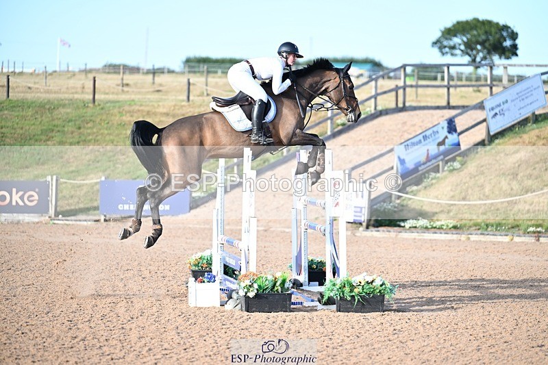 260731-190248-07062 - Cls 15 Snr Foxhunter