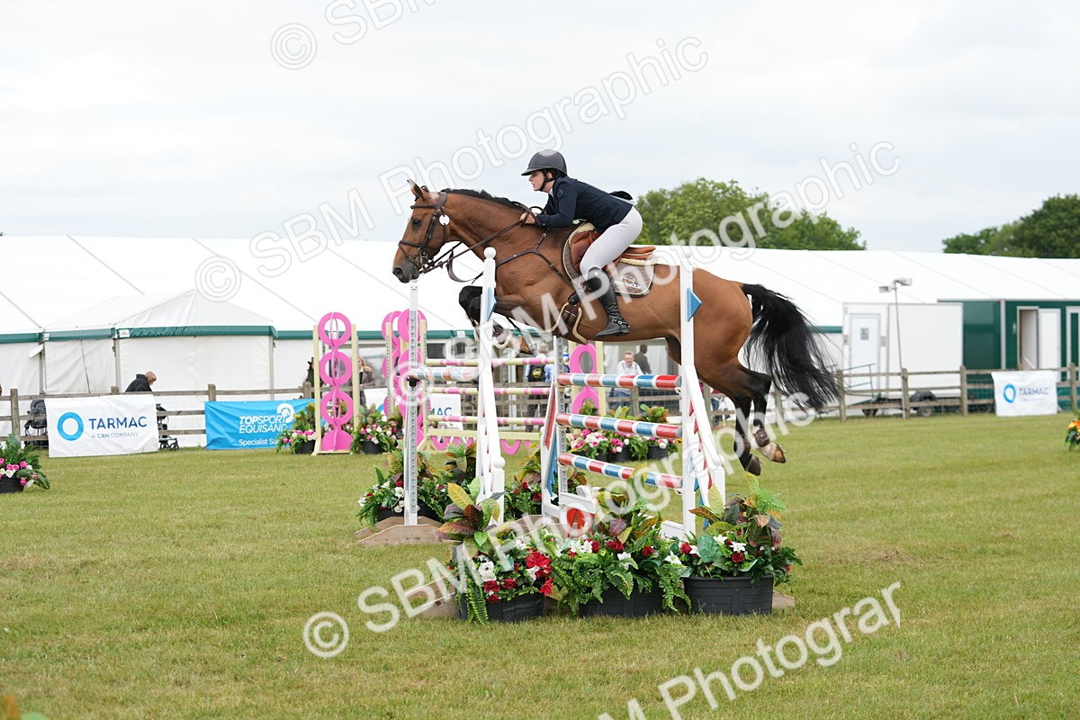 SBM_06467 - Class 202 - National 1.40m Open