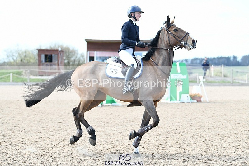 250328-124307-01035 - Cls 3 Snr Foxhunter