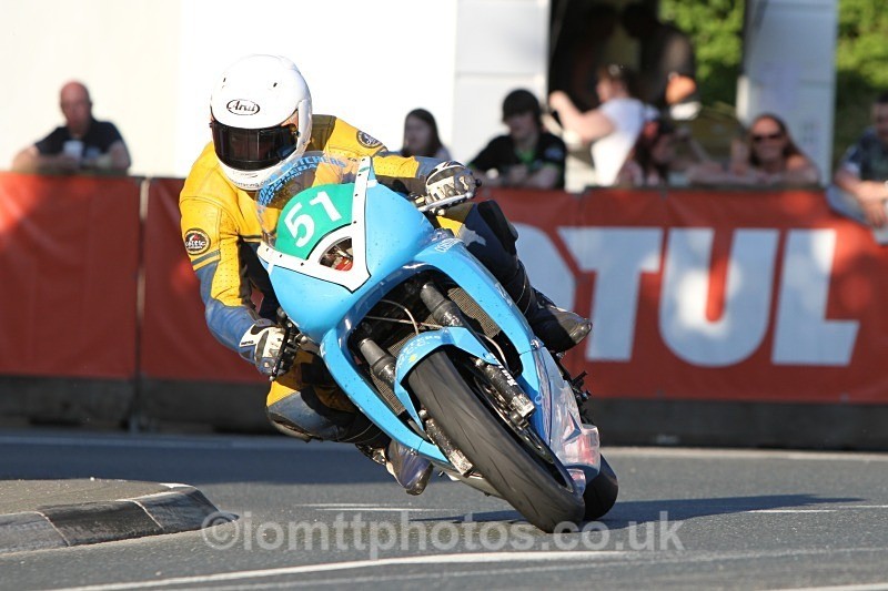  - Saturday Practice Newcomers/Supertwins