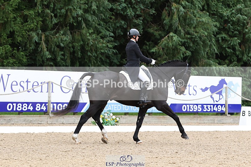 241024-110046-01488 - 215-Chloe.Livesey-SPORTSFIELD.LORD.LIVESEY