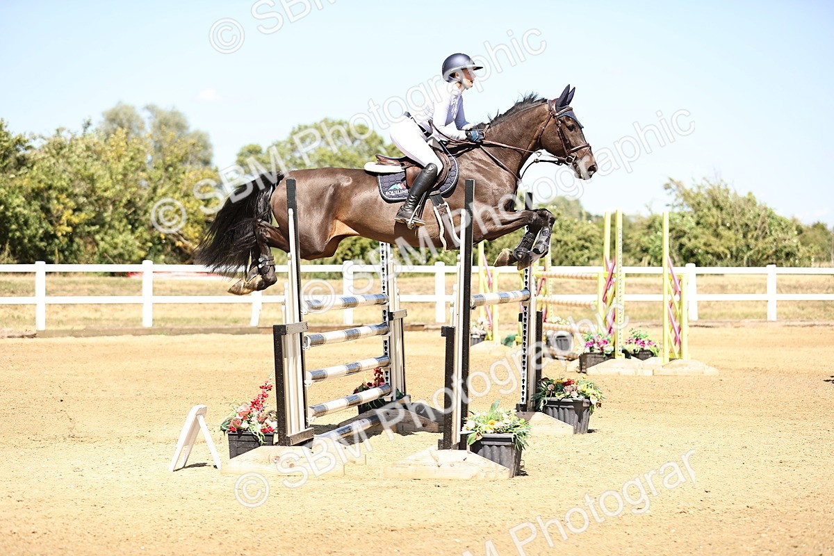 SBM_015100 - Class 16 - Senior foxhunter - 1.20m Open