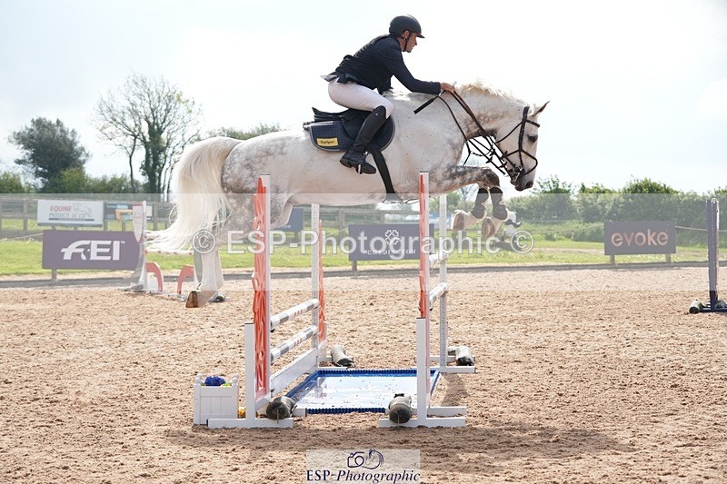 260508-100314-04759 - Cls 12 Snr Foxhunter