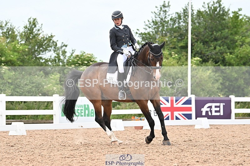 240621A-183956-06305 - Cls 17 BD FEI PSG