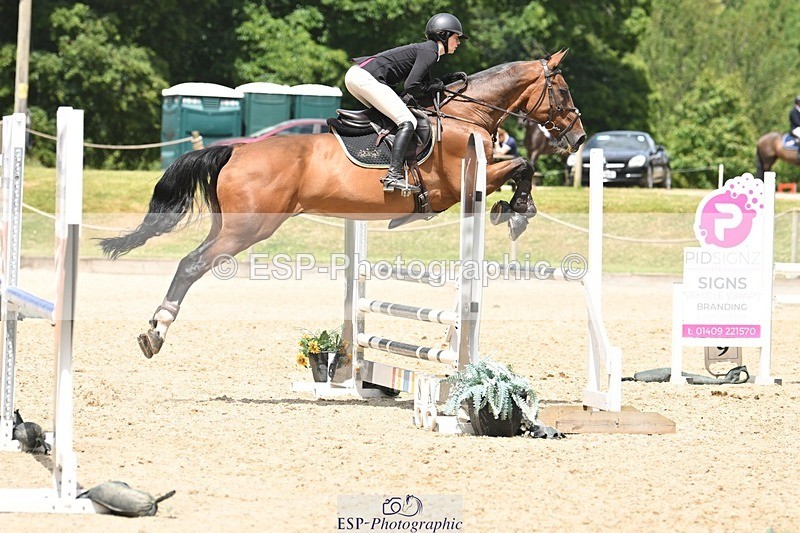 240704-125159-03349 - Cls 7 95cm Amateur Qualifier