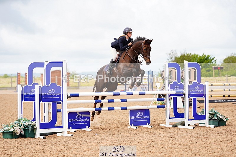 240526A-105152-07661 - Cls 26 Chard Equ 1.05m and 1.10m Grand Prix