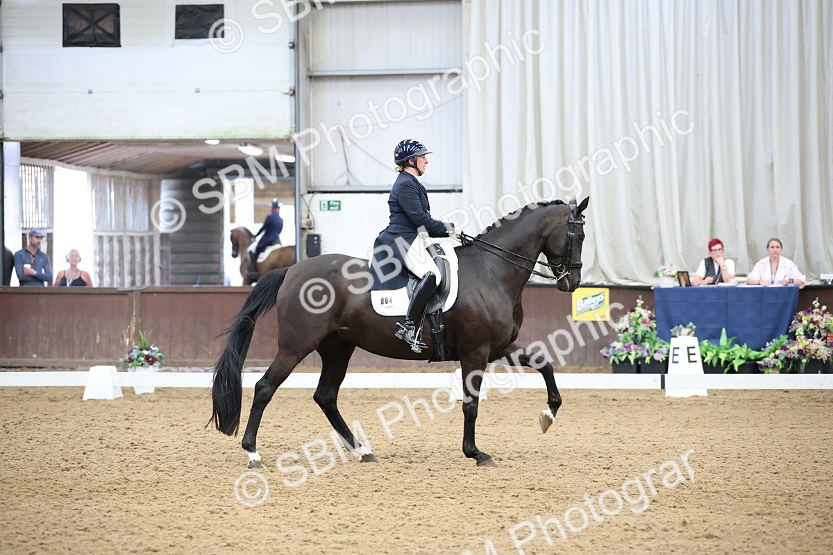 SBM_004783 - Class 9 - FEI Inter 1 Gold - 16.59-17.47