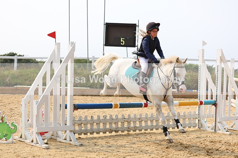 3E7A2889 - Class 11: Junior 70cm