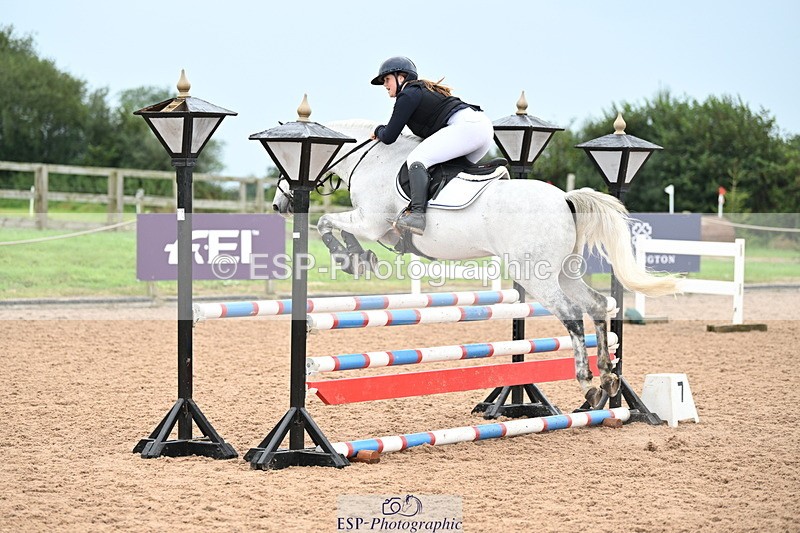 240907A-140602-02248 - Cls 4 Pony Big Team 95cm & 1.05m