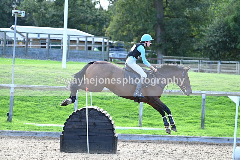 WJ7_6120 - Time 16:55 to 17:11