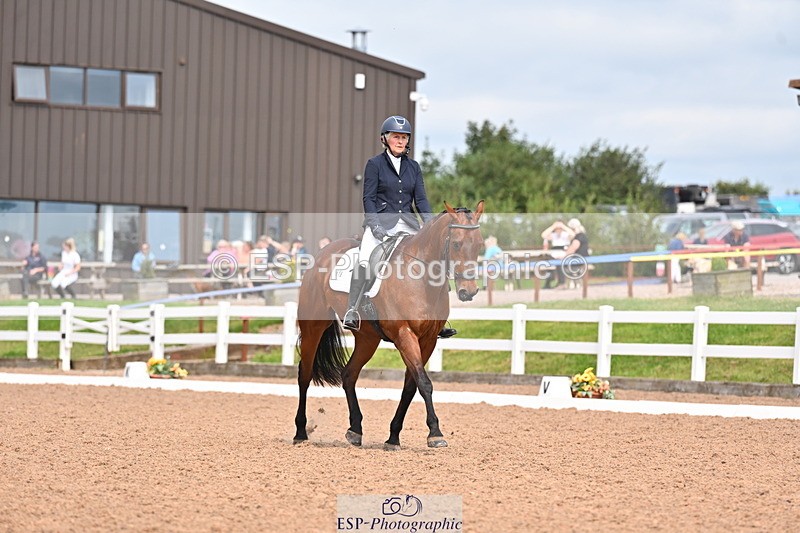 240817A-140415-09808 - 116-Jean.Buckland-Court.Esquire